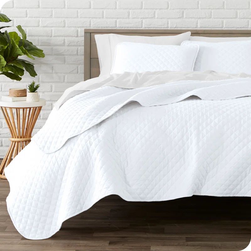 King White Diamond Stitched Microfiber Coverlet Set