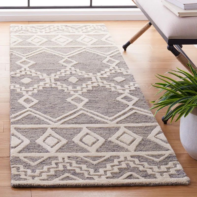 Gray and Ivory Handmade Wool Tufted Runner Rug