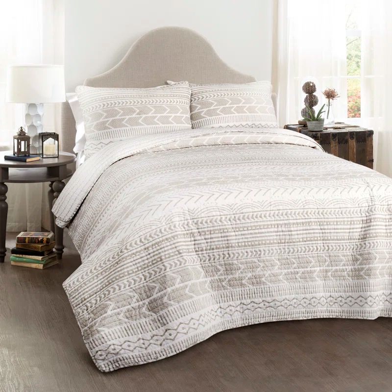 King Taupe and White Cotton Reversible Quilt Set