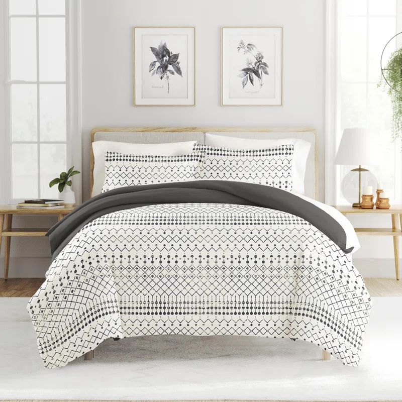 Gray and White Reversible Etched Gate Twin Duvet Cover Set