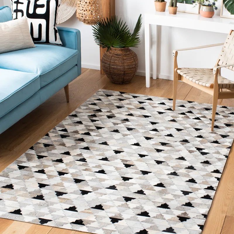 Gray and Black Geometric Flatweave Cowhide Rug, 5' x 8'
