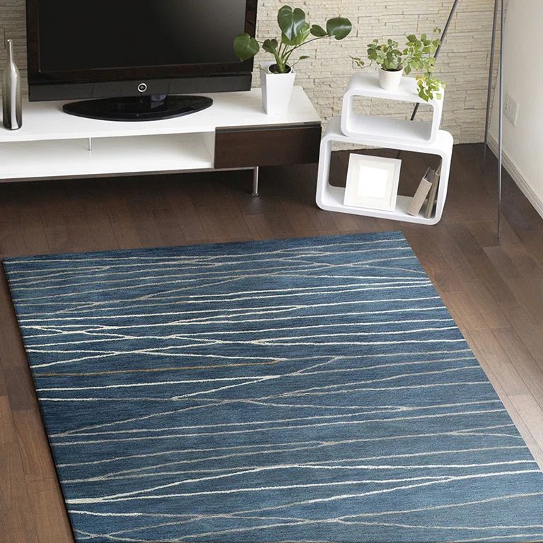 Azure Blue Handmade Wool and Viscose Tufted Rug, 3'9" x 5'9"