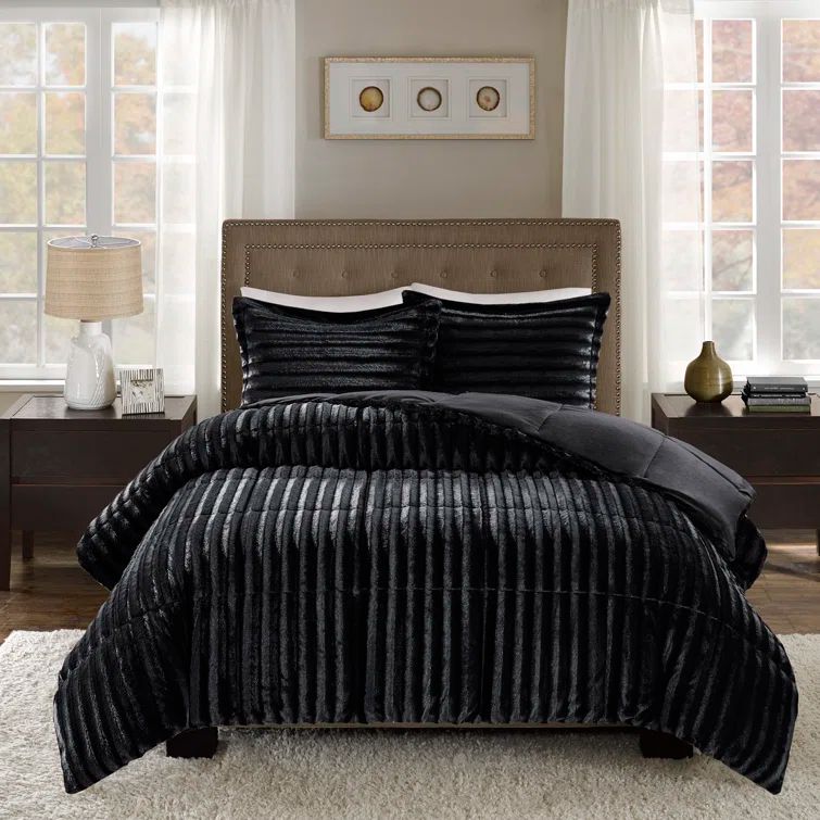 Full Black Faux Fur 3-Piece Bedspread Set