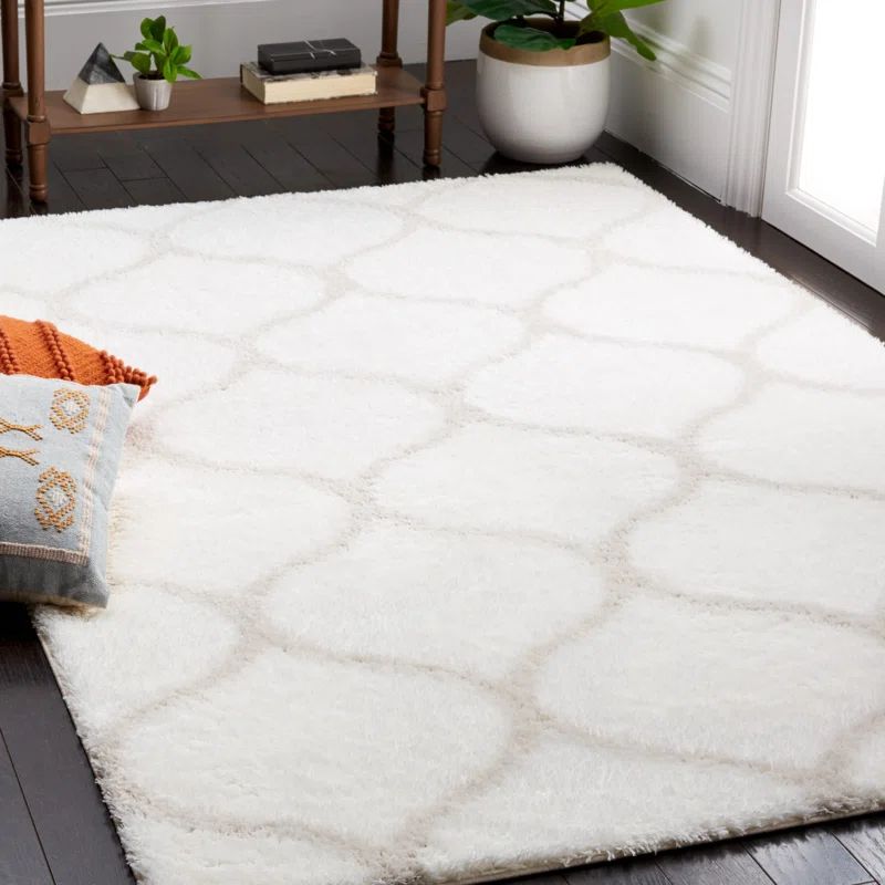 Hand-Knotted White and Silver Geometric Shag Rug, 6'7" x 8'7"
