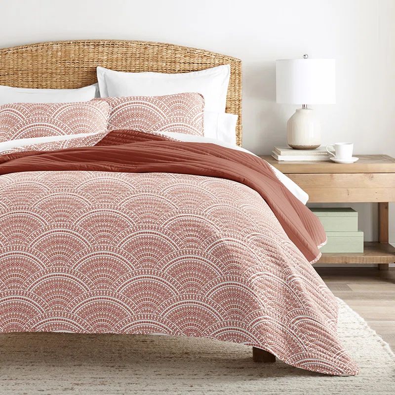 Terracotta King Reversible Microfiber Quilt Set with Scallop Pattern