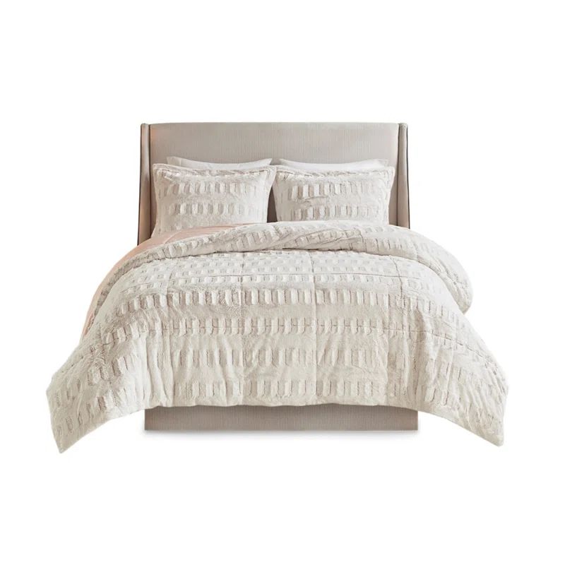 Blush Full Faux Fur Reversible Bedspread Set
