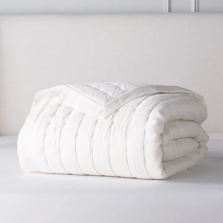 Reversible Full Black Cotton Quilt with Polyester Fill