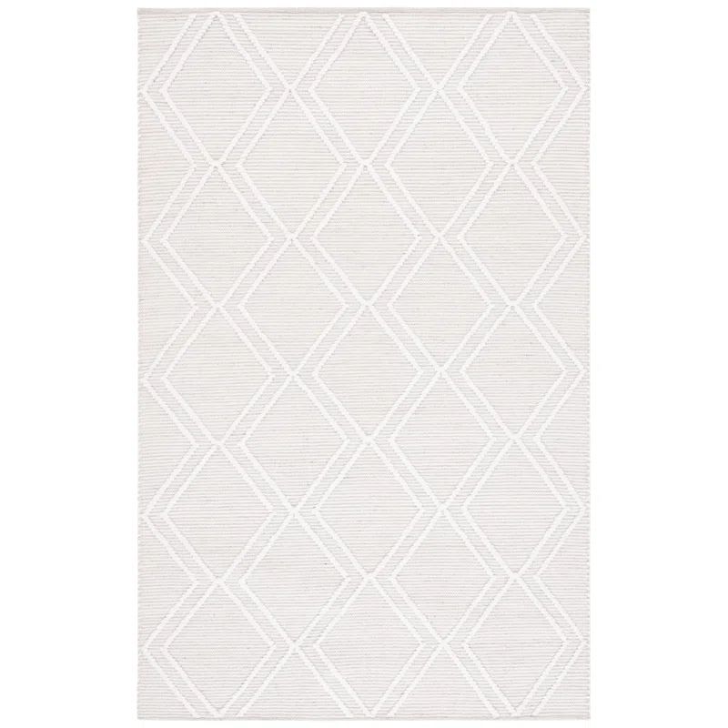Light Grey and Ivory 6' x 9' Handmade Wool and Synthetic Area Rug