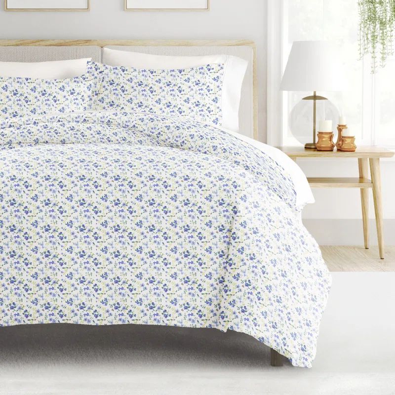 California King Blue Floral Polyester Bedding Bundle
