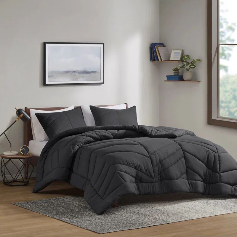 Full Black Microfiber Reversible Chevron Bedspread Set