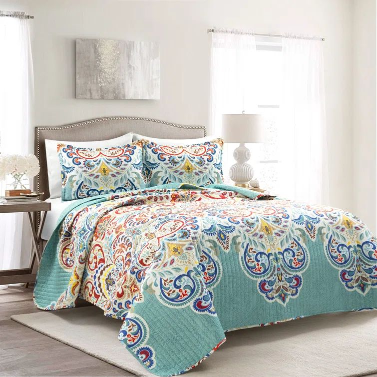 Seafoam and Red King Cotton Reversible Quilt Set