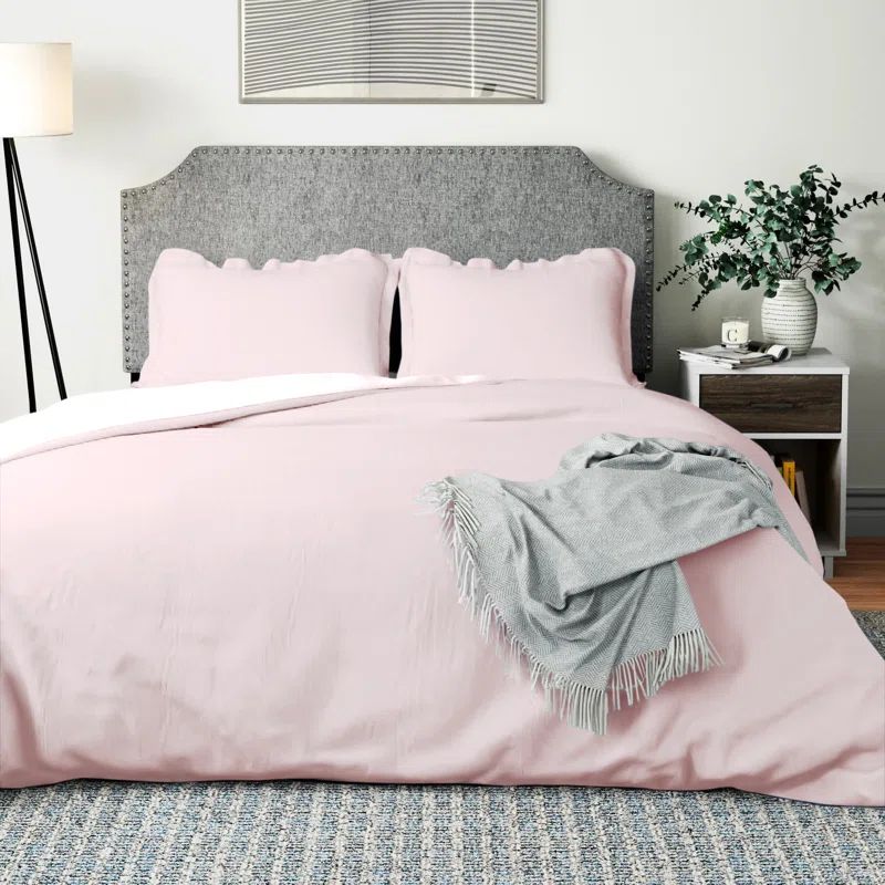 Pale Pink and White Reversible Microfiber Full/Queen Duvet Cover Set