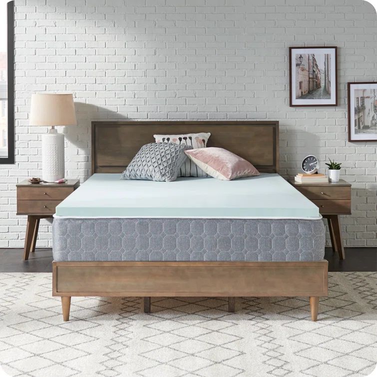 California King Gel Memory Foam Mattress Topper, 1.5" Thick, White