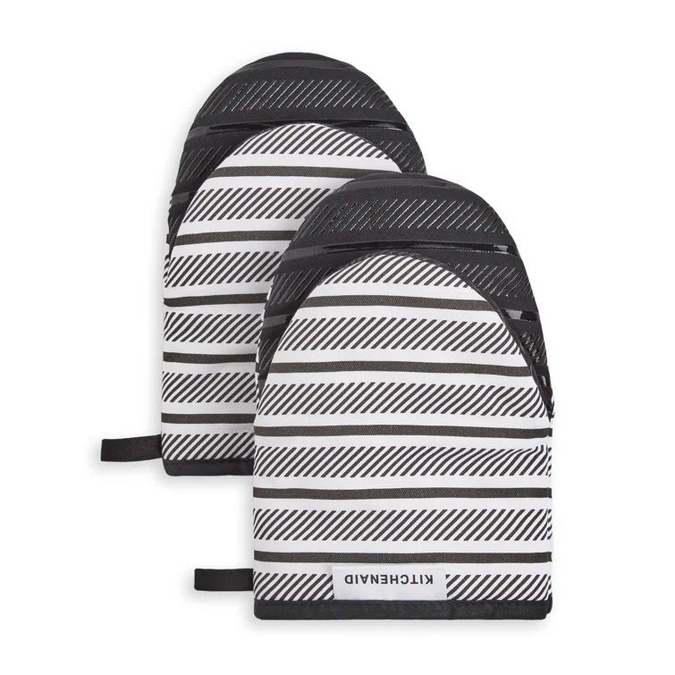 Black and White Striped Silicone Oven Mitt Set