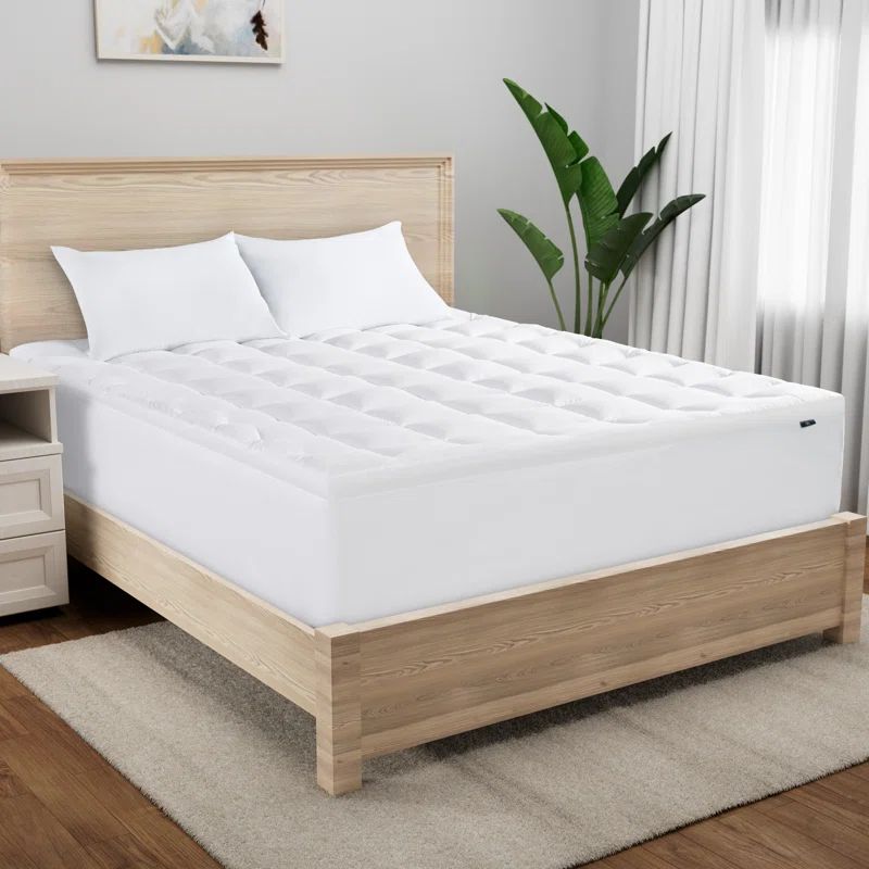 Queen White Down Alternative Memory Flex Mattress Topper