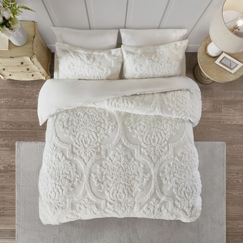 Viola Full/Queen White Tufted Cotton Chenille Damask Duvet Set