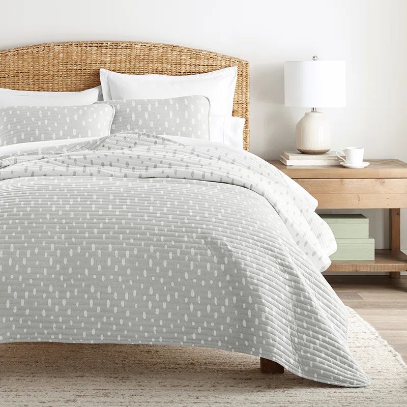 Light Gray Reversible Microfiber Full Quilt Set with Painted Dots
