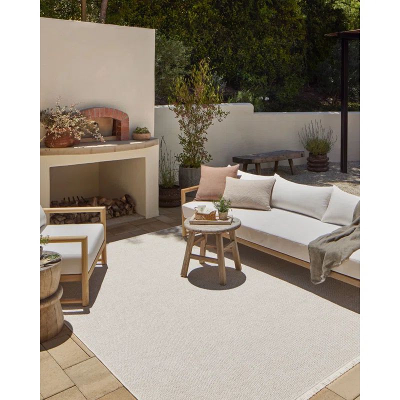 Ivory Geometric Wool and Synthetic Indoor/Outdoor Area Rug