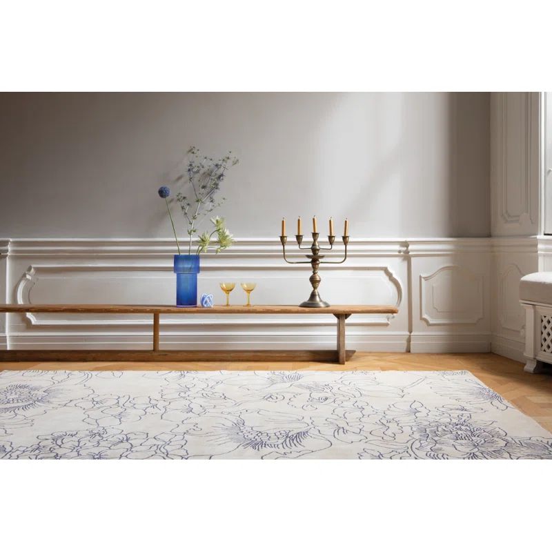 Handmade Blue Floral Wool and Synthetic Rectangular Rug