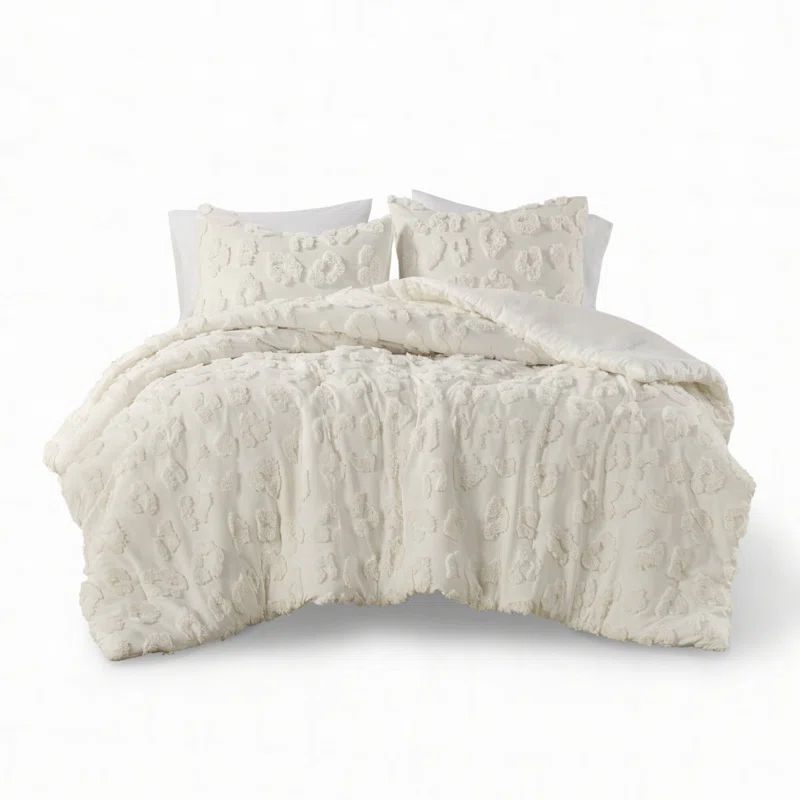 Twin White Microfiber Down Alternative Comforter Set
