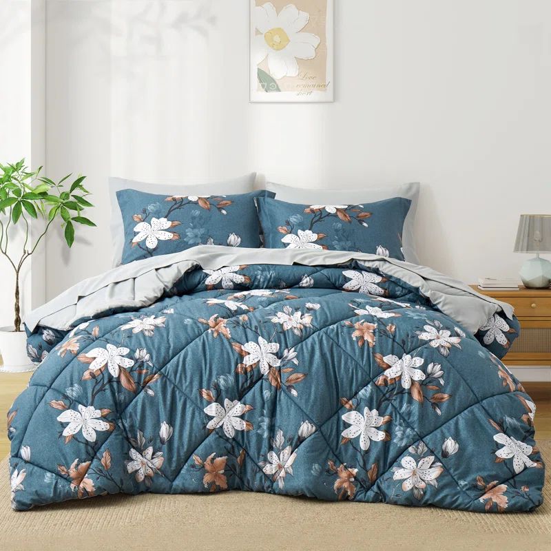 King Nightshadow Blue Microfiber Reversible Bed in a Bag Set