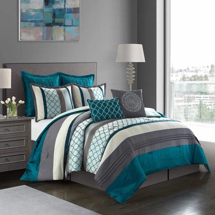 Teal and Gray Polyester Queen Comforter Set with Pillows