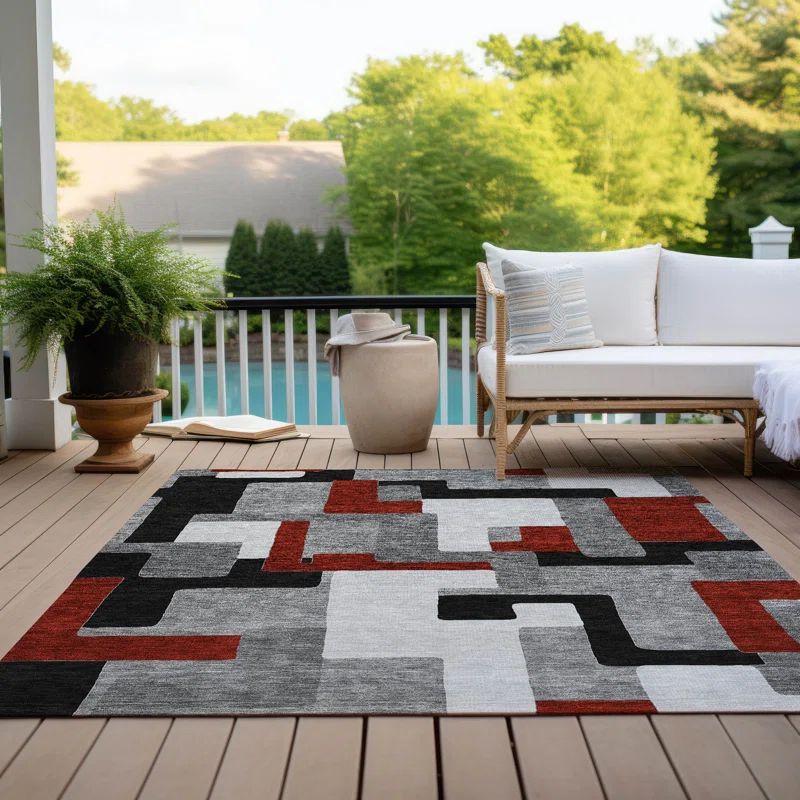 Gray Geometric Washable Synthetic Indoor/Outdoor Rug 3' x 5'