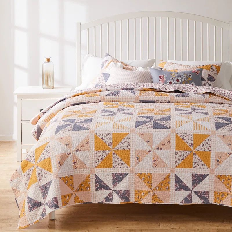 King Size White and Mustard Cotton Patchwork Quilt Set