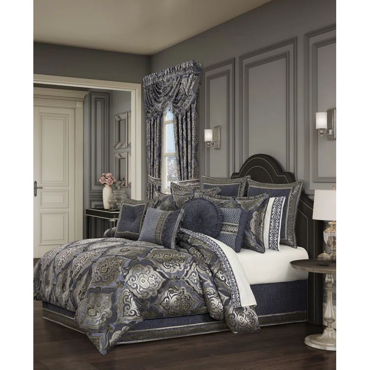 King Powder Blue Microfiber Comforter Set with Shams and Bedskirt