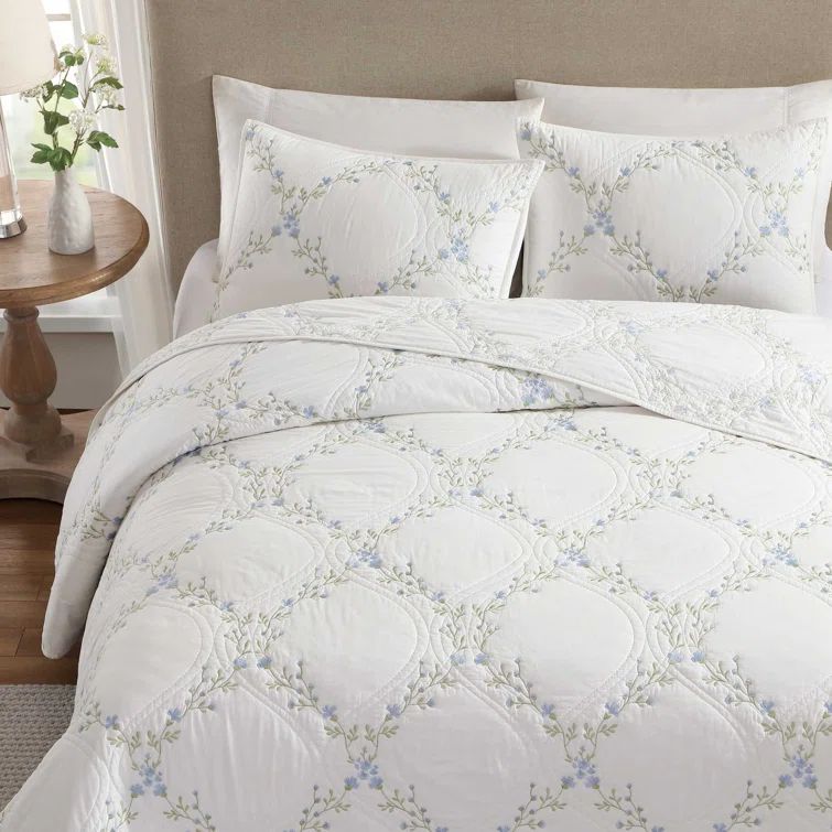 Blue Floral Embroidered Cotton Twin Quilt Set