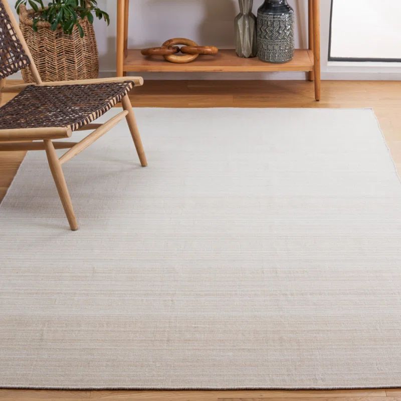Hand Woven Nomadic Ivory & Silver Wool Area Rug 4' x 6'