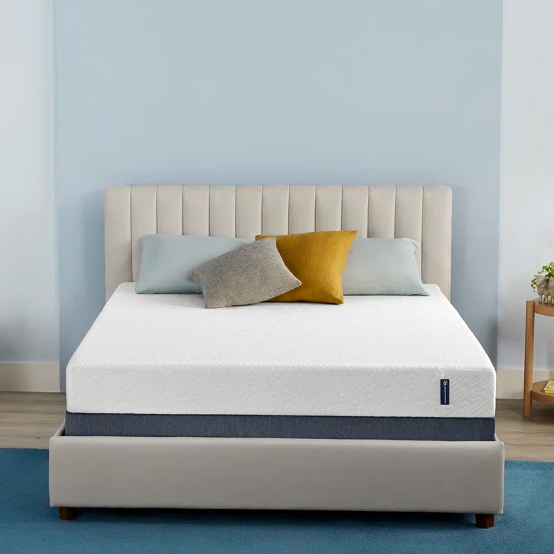 Full White Gel Memory Foam Mattress with Cooling Technology