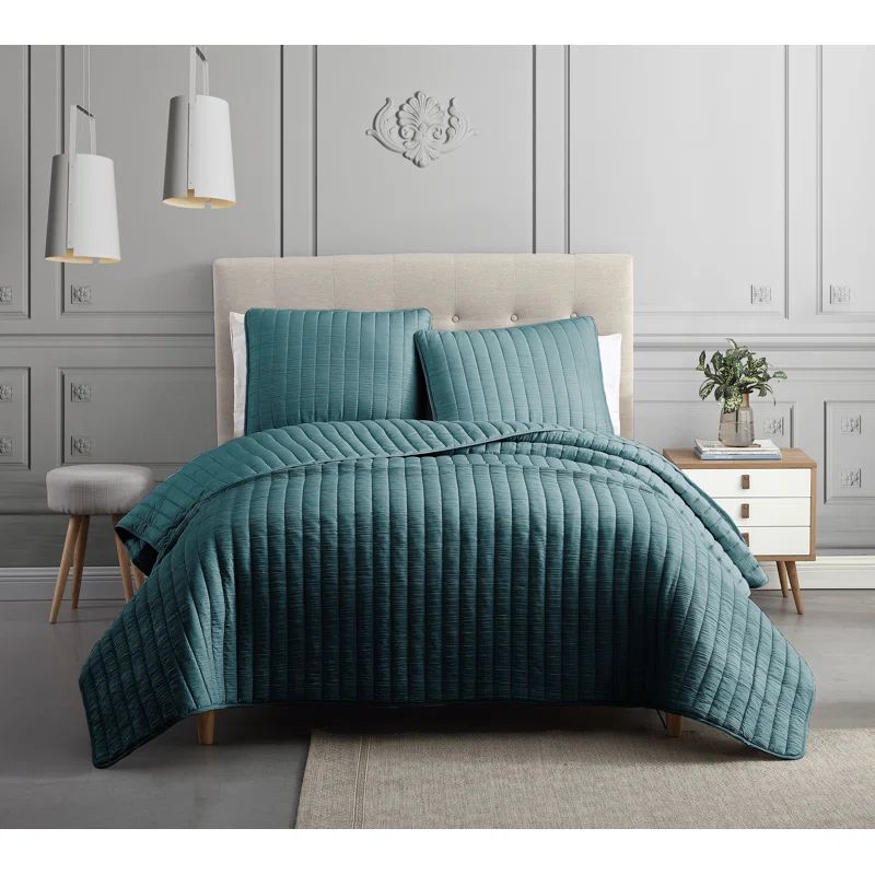 Teal Reversible Full Quilt Set with Shams