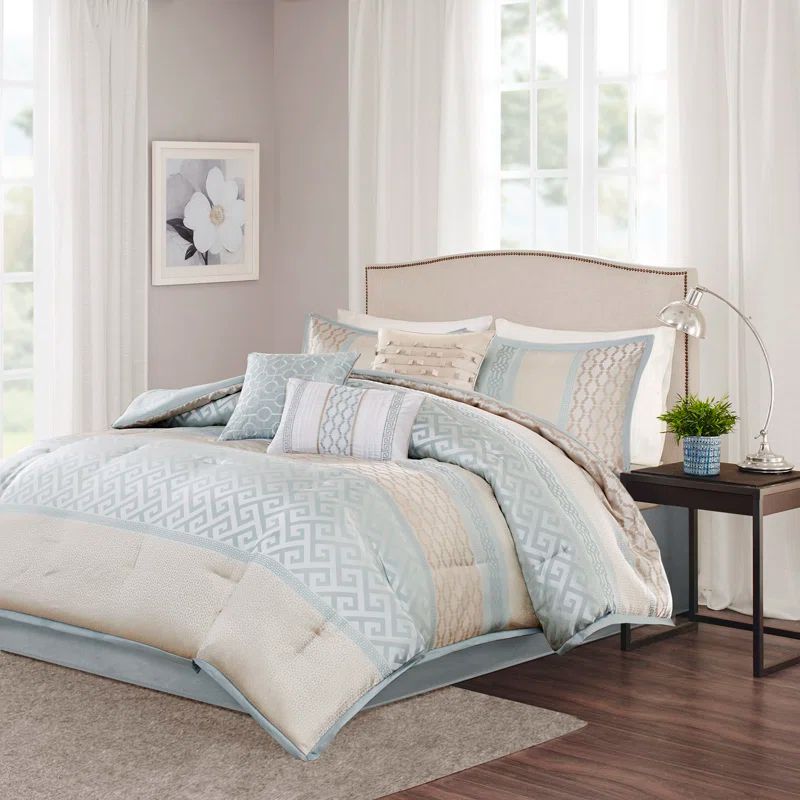 California King Gray Jacquard 7-Piece Bedspread Set