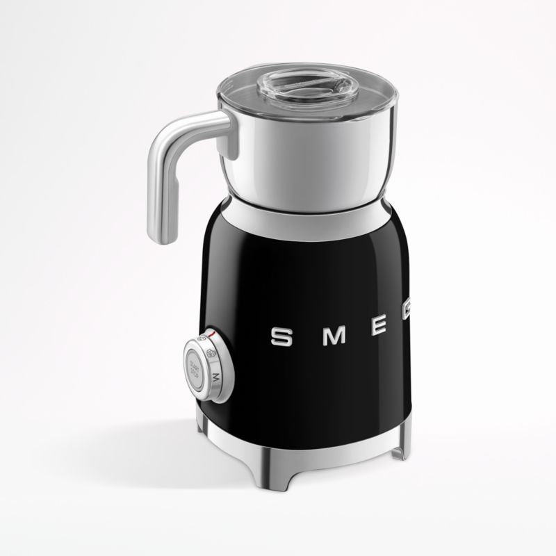 Black Retro Style Milk Frother with Automatic Shut-off