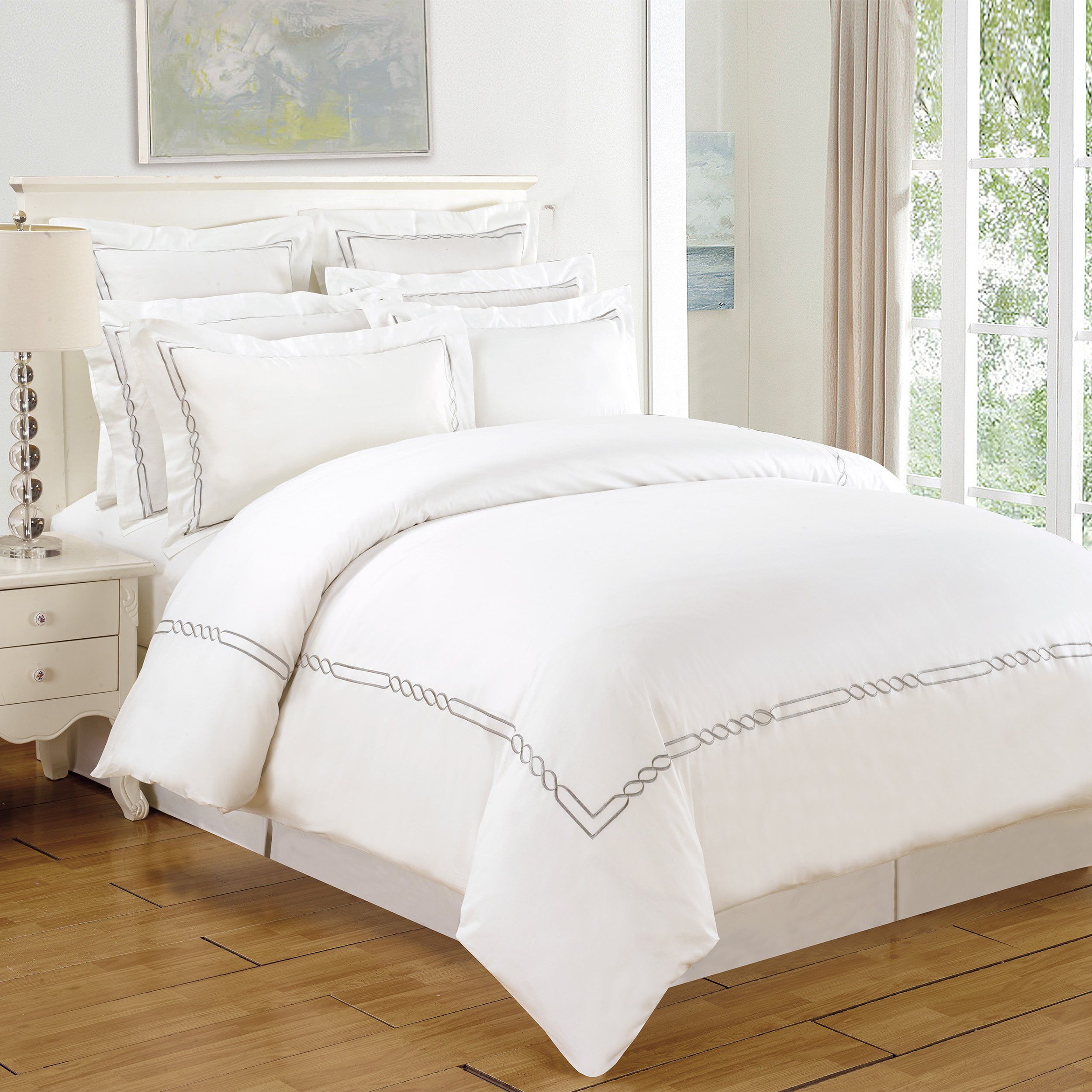 Full/Queen White Cotton Embroidered Duvet Cover Set