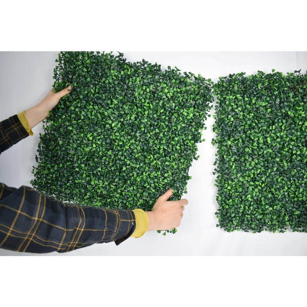 20" x 20" Green Plastic Boxwood Hedge Wall Panels