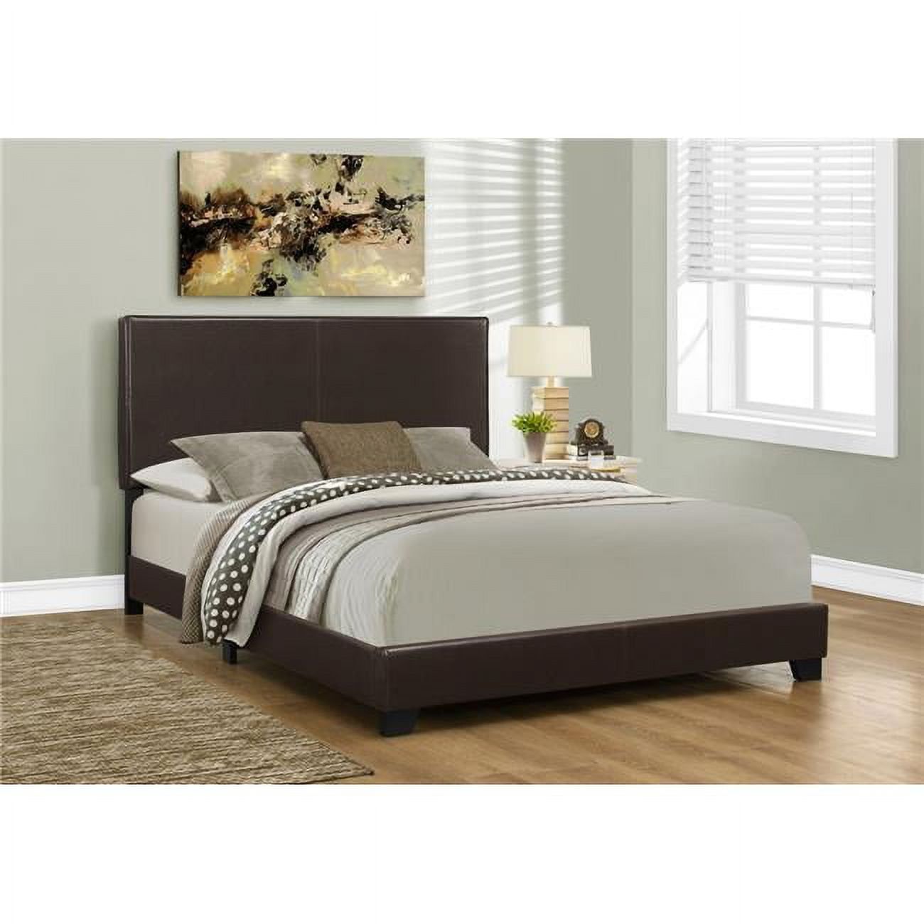 Elegant Queen Size Wood Frame Bed with Luxurious Leather Upholstery