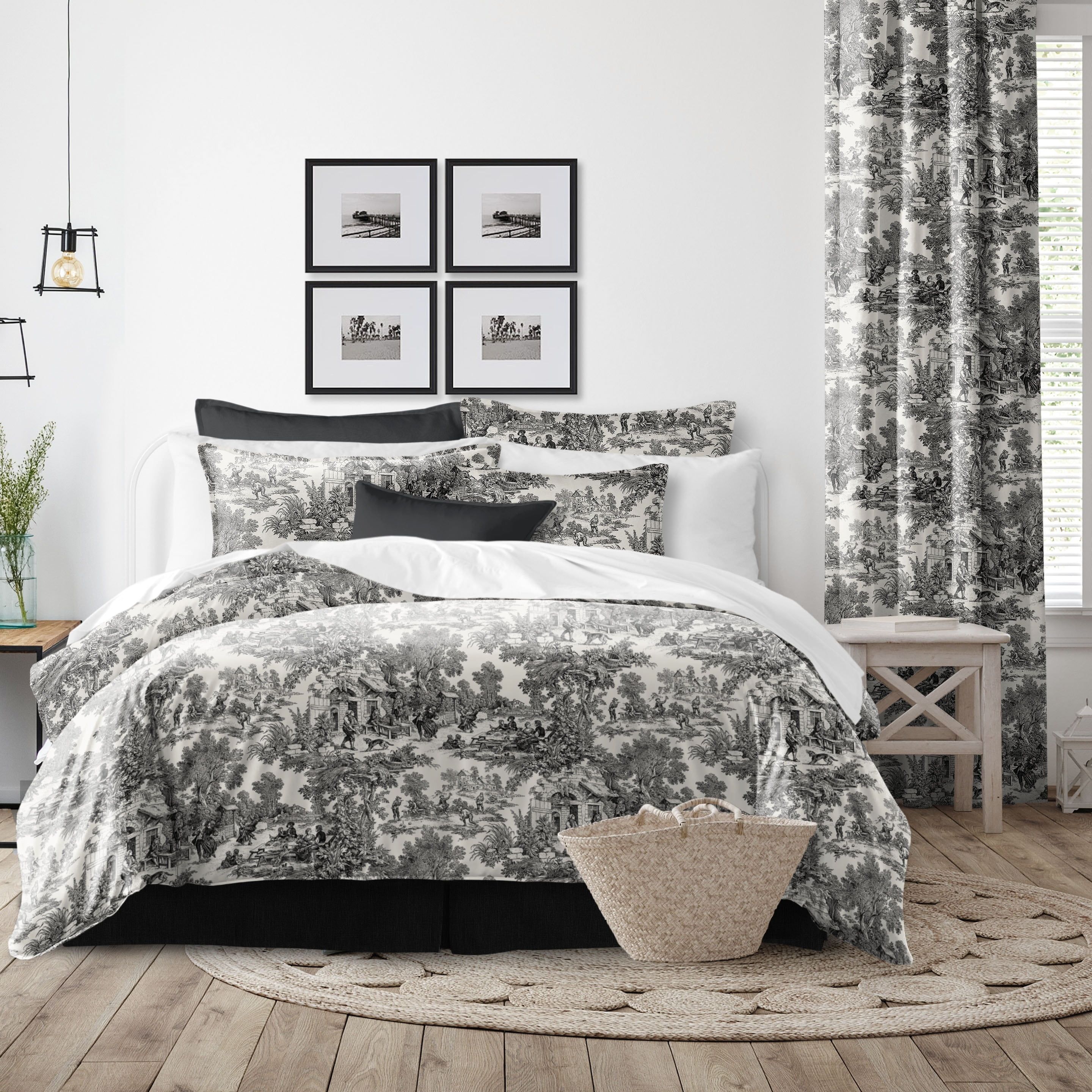 Maison Toile Black and Ivory Cotton Queen Duvet Cover Set