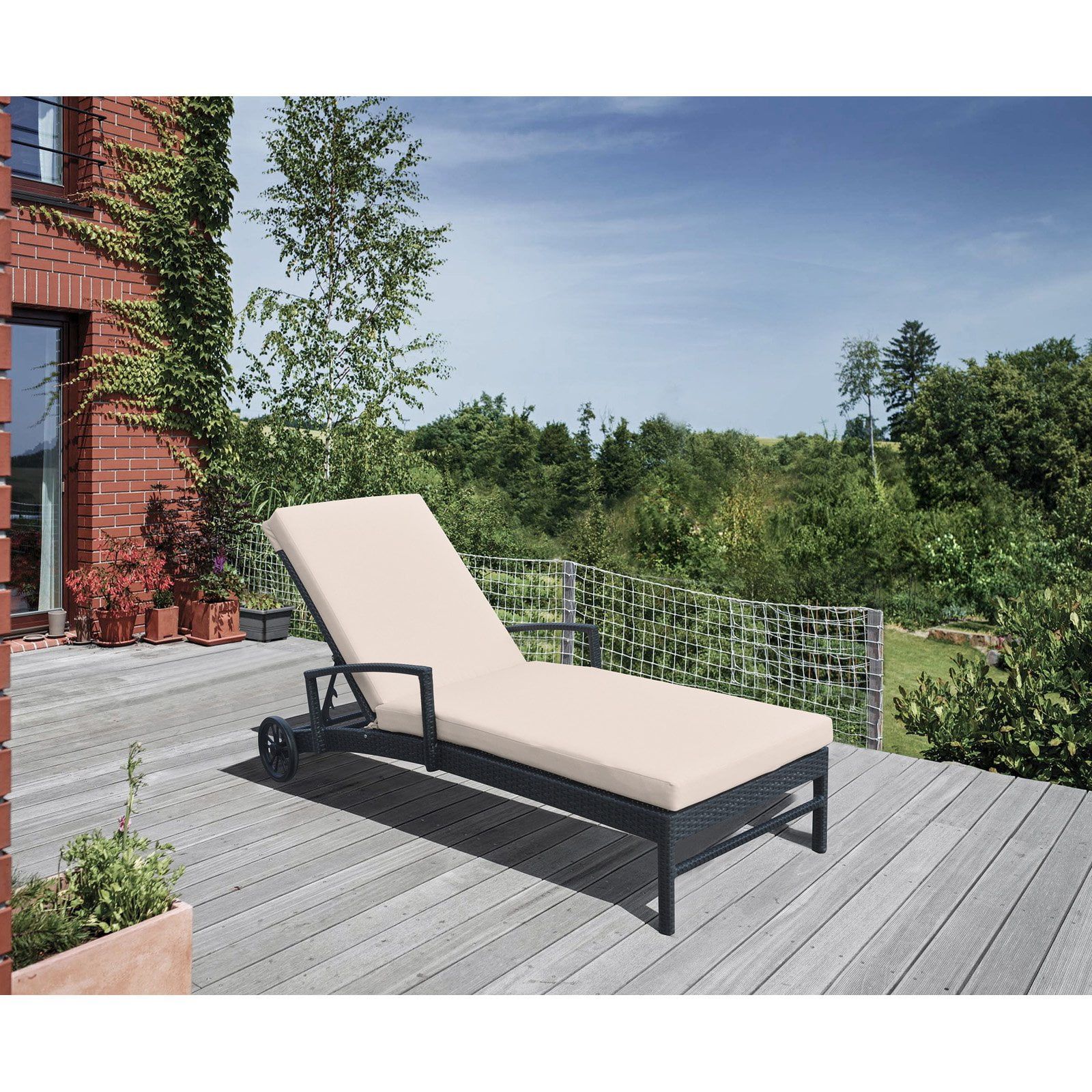 Vida Beige Wicker Outdoor Lounge Chair with Cushions