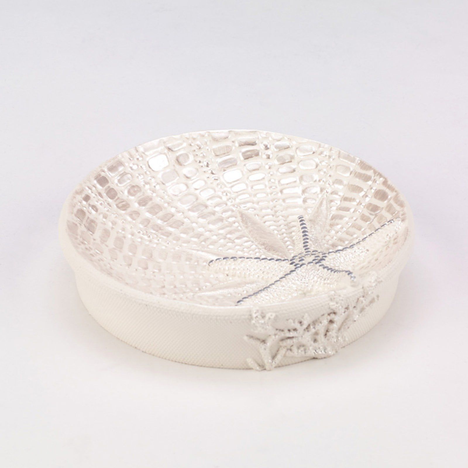 Ivory Resin Coastal Seashell Soap Dish