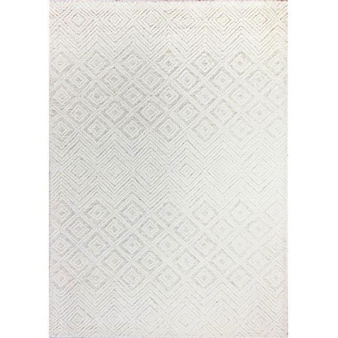 Handmade Tufted Wool Rug in White 5' x 7'