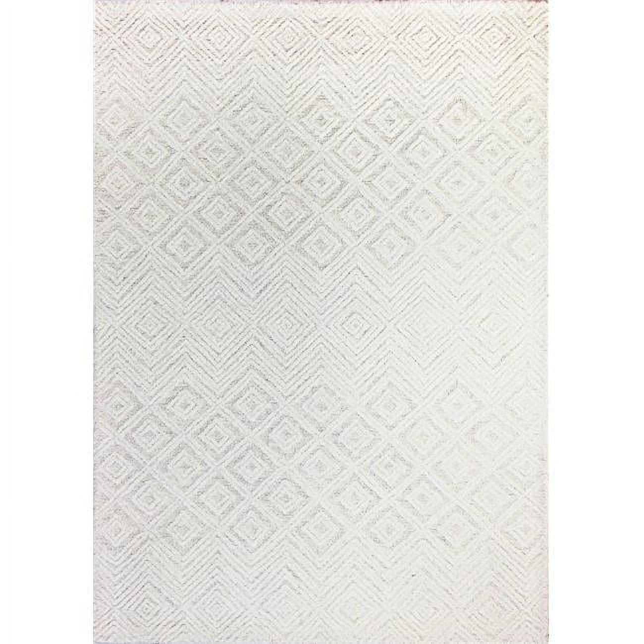 Handmade Tufted Wool Rug in White 5' x 7'