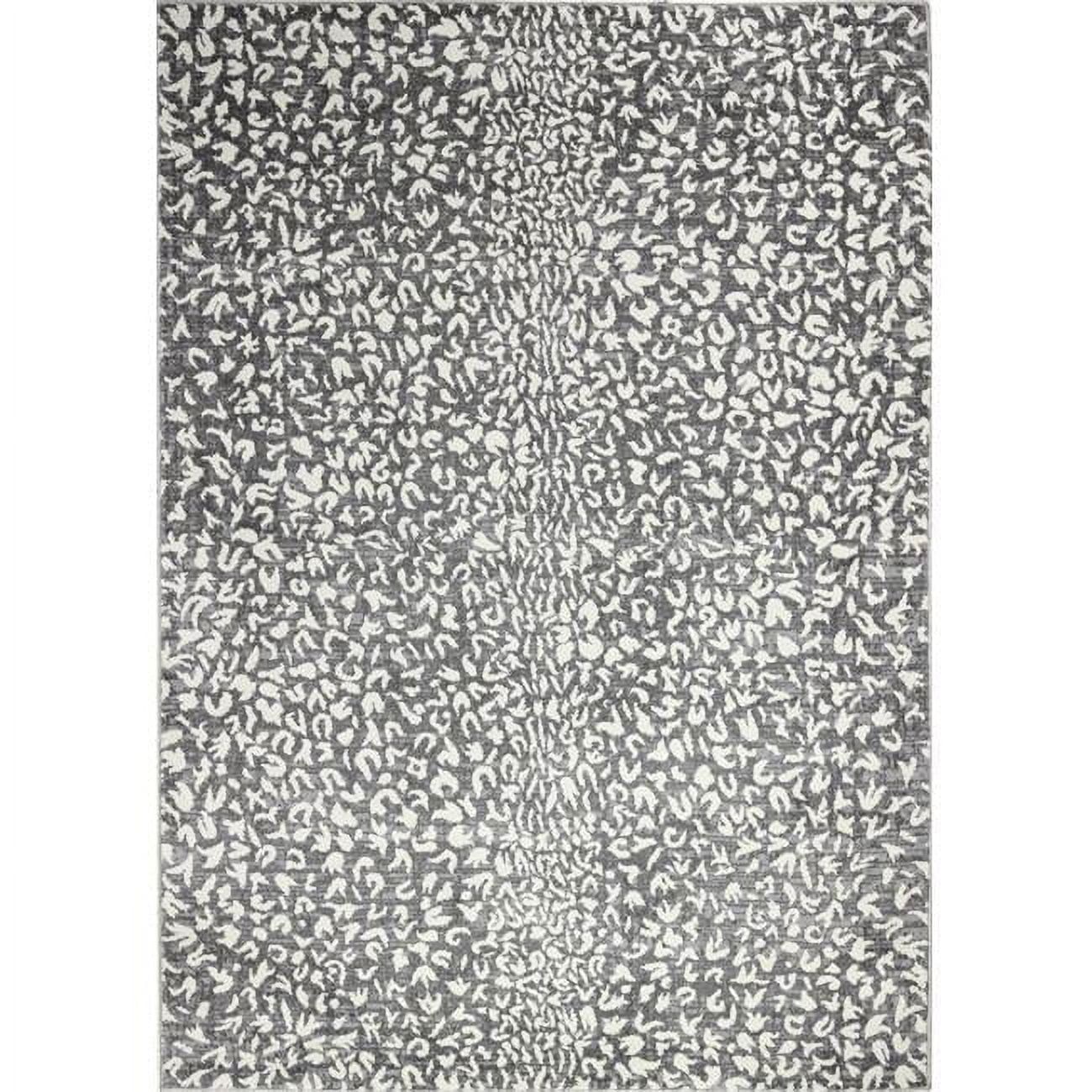 Gray Reversible Synthetic Rectangular Area Rug 3'6" x 5'6"