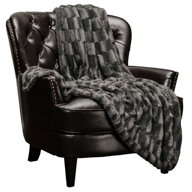 Luxurious Dark Gray Faux Fur Sherpa Throw Blanket - 50" x 65"