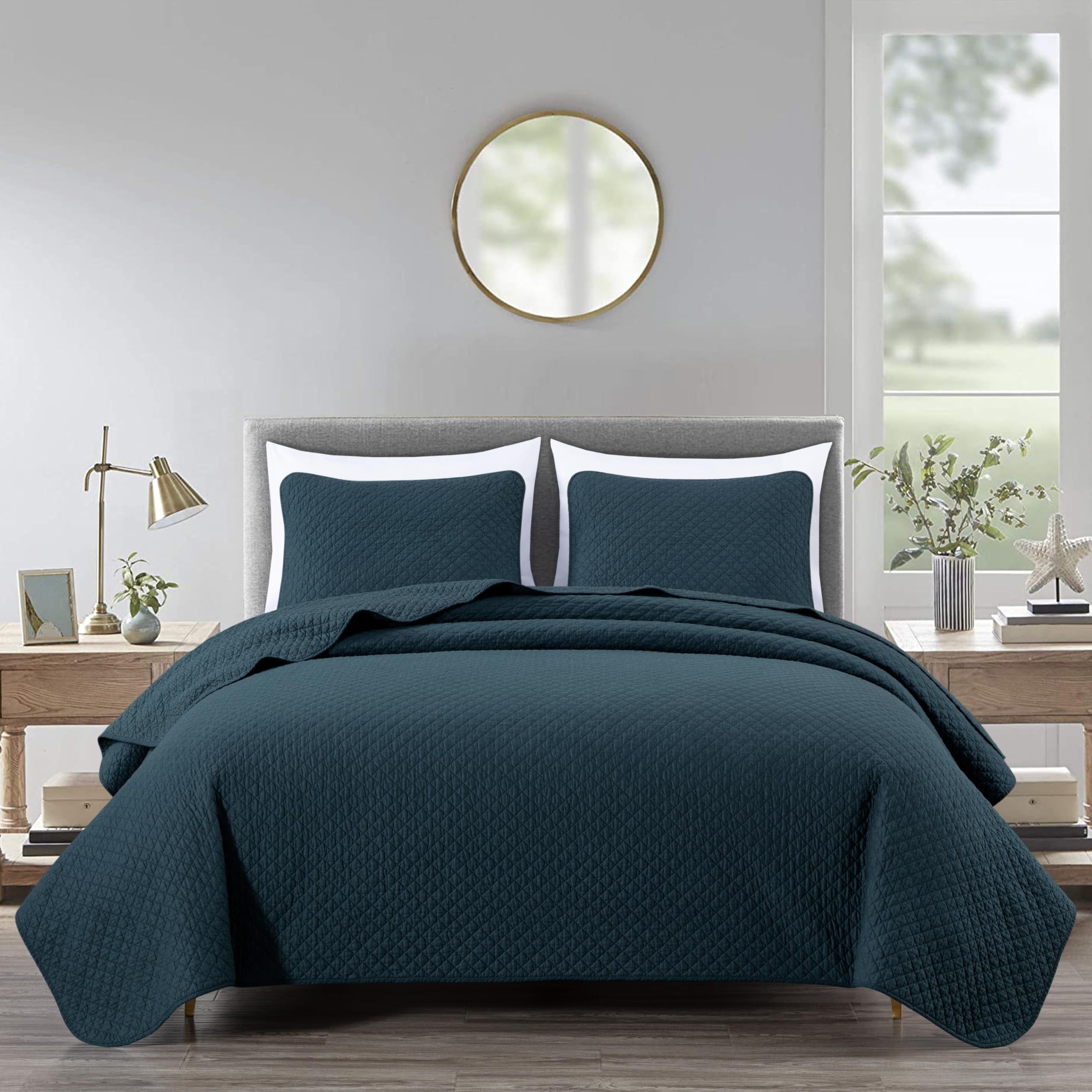 King Size Dark Blue Cotton Reversible Quilt Set