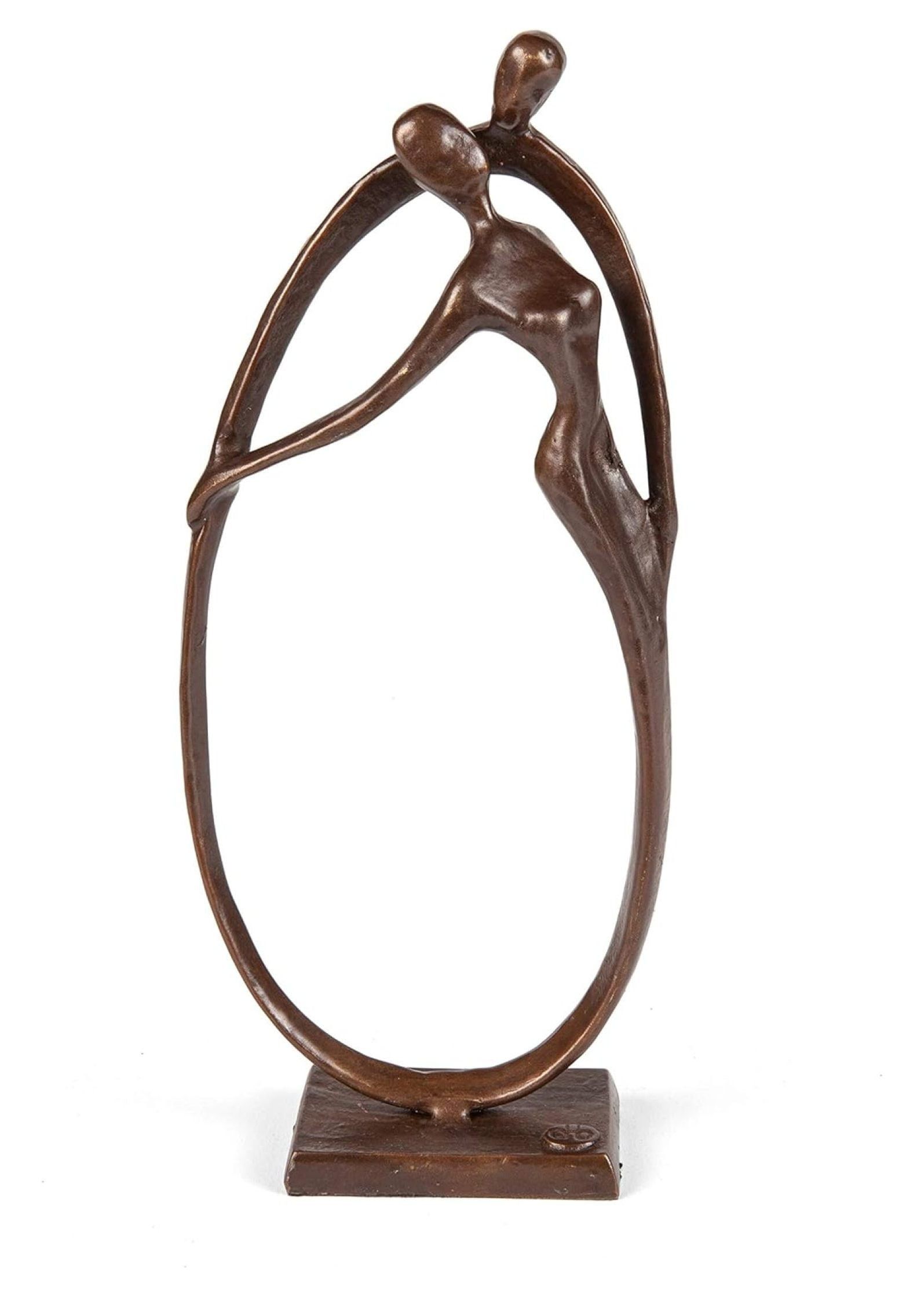 Bronze Circle of Love Sculpture for Home Decor