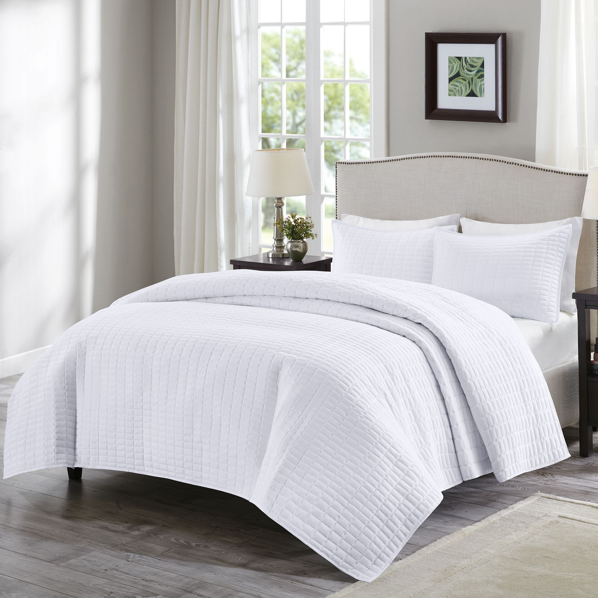 White Twin Microfiber Reversible Quilt Set with Sham