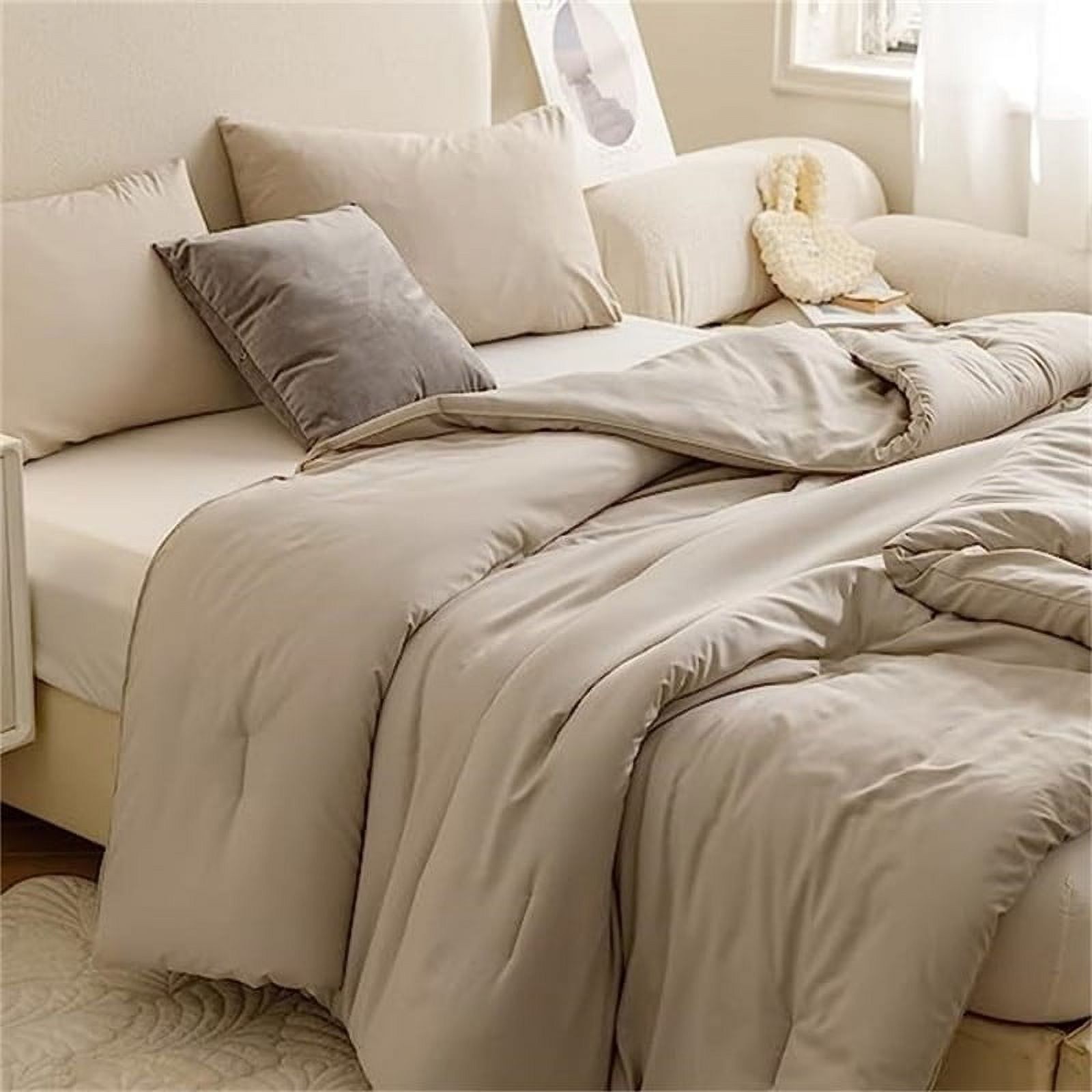 Queen Oatmeal Microfiber 3-Piece Comforter Set