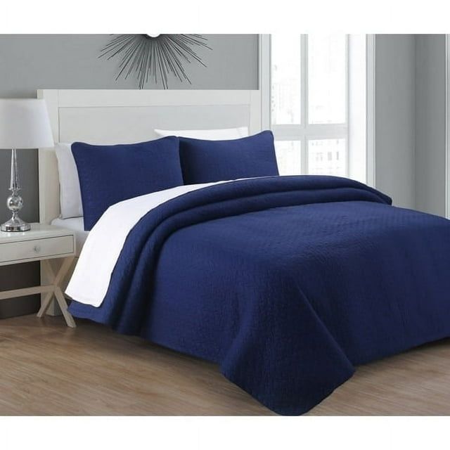 Navy Twin Cotton Reversible Quilt Set with Shams